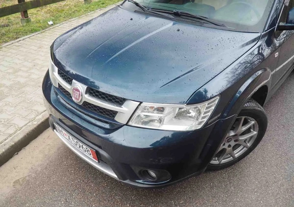 Fiat Freemont cena 43900 przebieg: 228890, rok produkcji 2015 z Braniewo małe 667